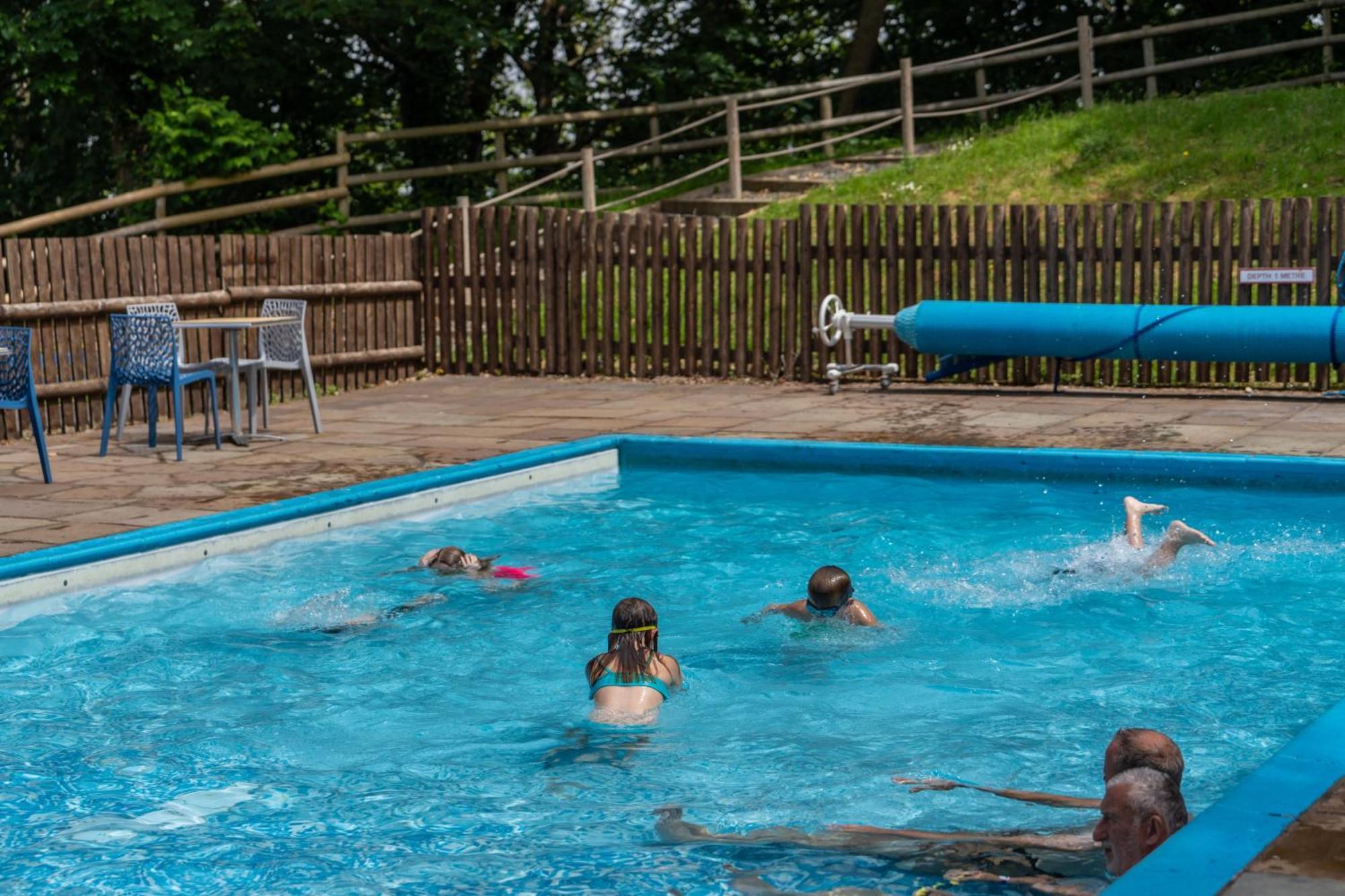 Watermouth Lodges Ilfracombe Bagian luar foto
